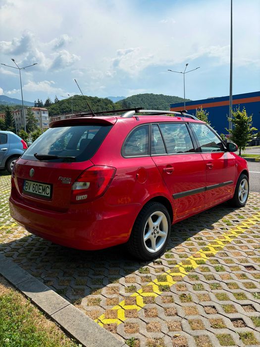 SKODA Fabia 2010 — imagine 2
