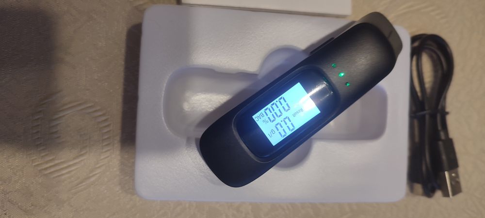 Алкохолен тестер с цифров дисплей