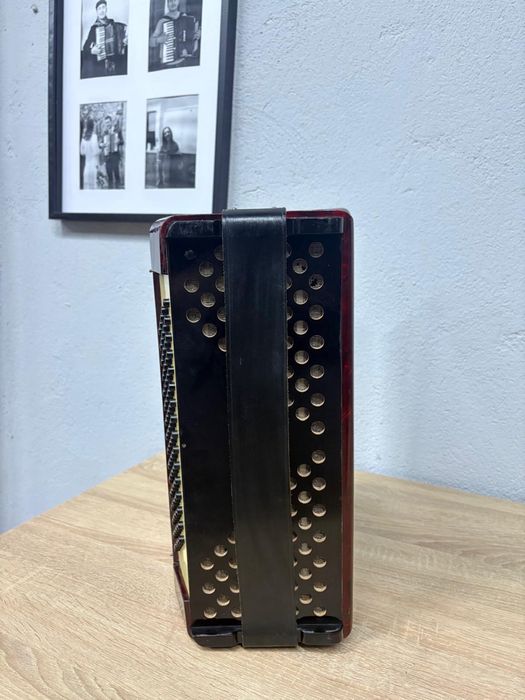 Acordeon Hohner Verdi 2 cu 80 basi Vergea lunga