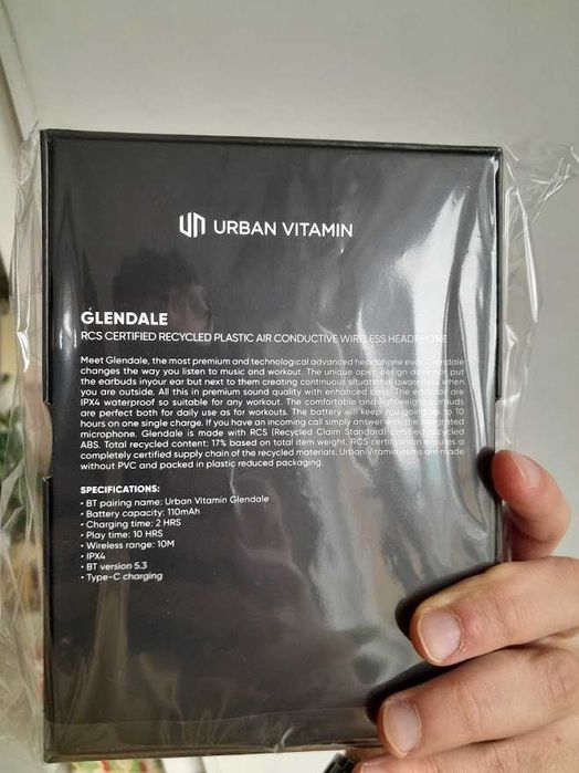 Urban Vitamin Wireless earbuds