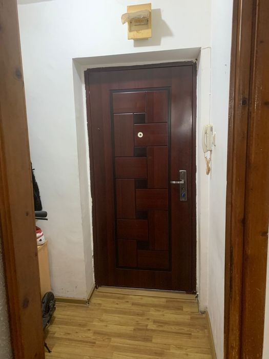 Ofer spre închiriere ap.o camera