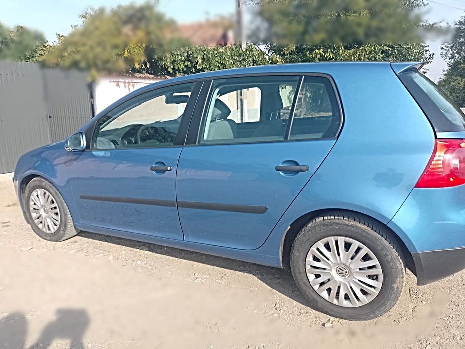 VW Golf 5 1.6 Benzină Klimatronic Impecabil