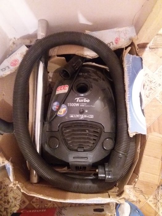 стол для кухни  18000 Самовывоз