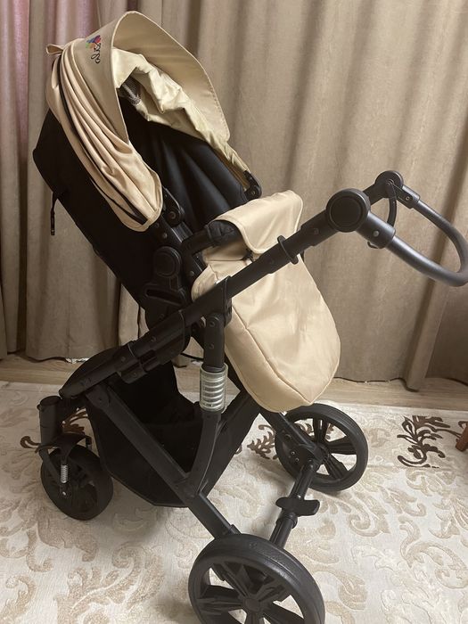 Продаю коляску 3 в 1