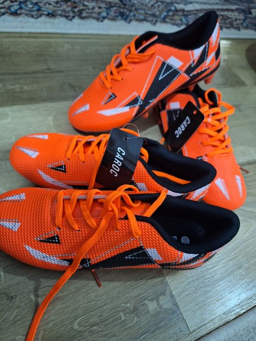 Бутси новая от фирма CAROC  НОВАЯ