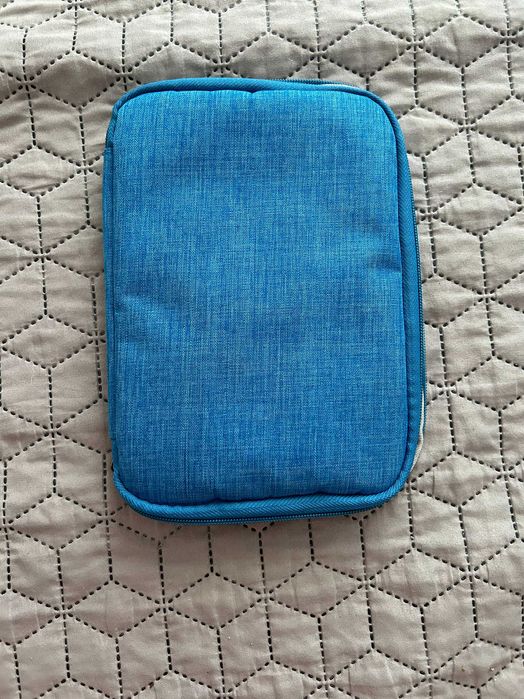 Кейс за каишки и кабели