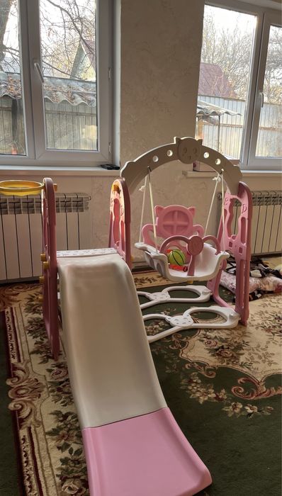 Детская горка с качелей