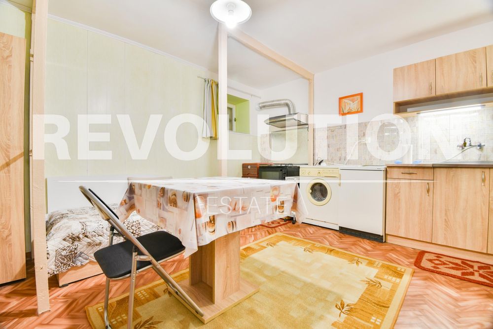 Дава се под наем Двустаен апартамент в София, Център - 45 кв.м за 511 € - Снимка #2