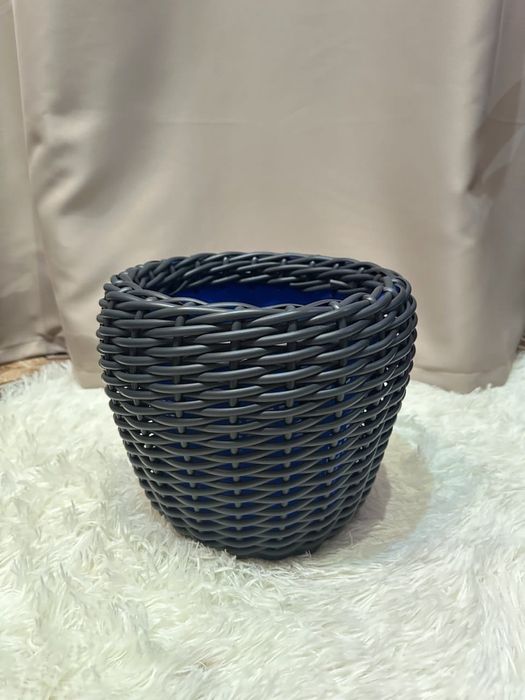 Продам Кашпо ручной работы.