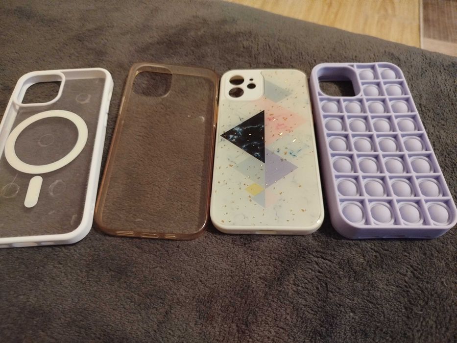 Кейс за айфон 12