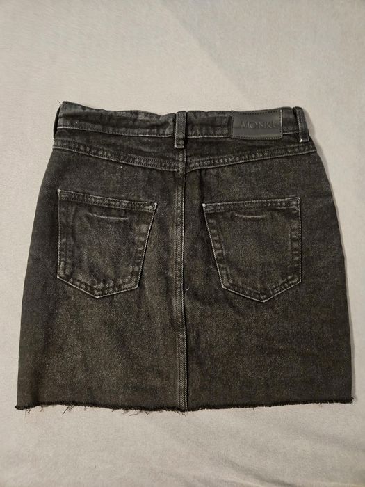 Къса черна дънкова пола Monki