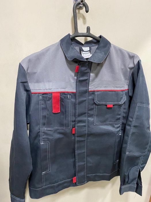 ТОО продаёт спецодежду и спецобувь для рабочих и ИТР