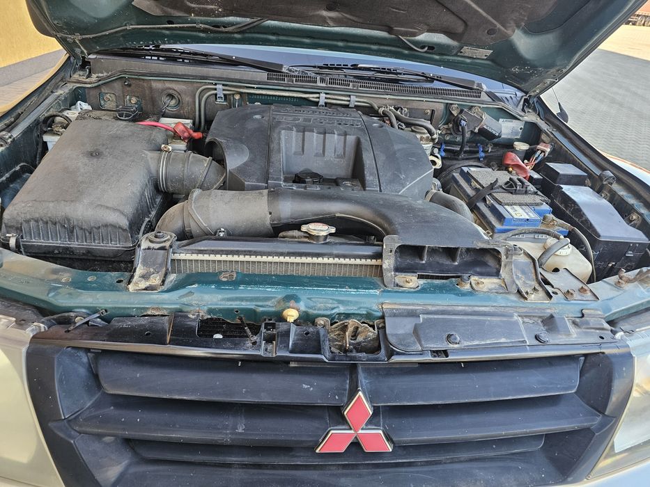 MITSUBISHI Pajero 2002 — imagine 3