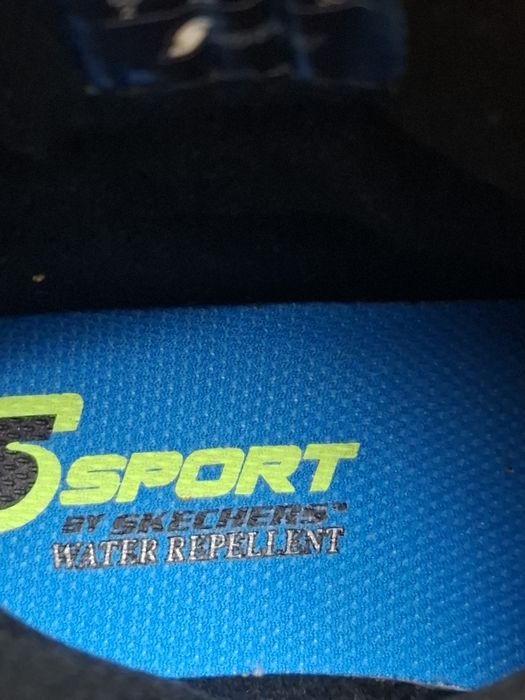 Оригинал SKECHERS этикча сотилади холати почти янги