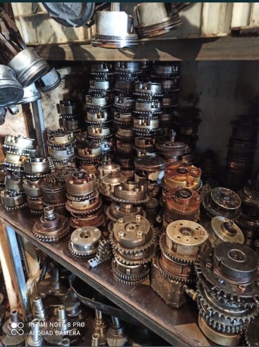 Детали двигателя по запчастям