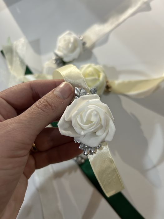 Сватбени бутониери