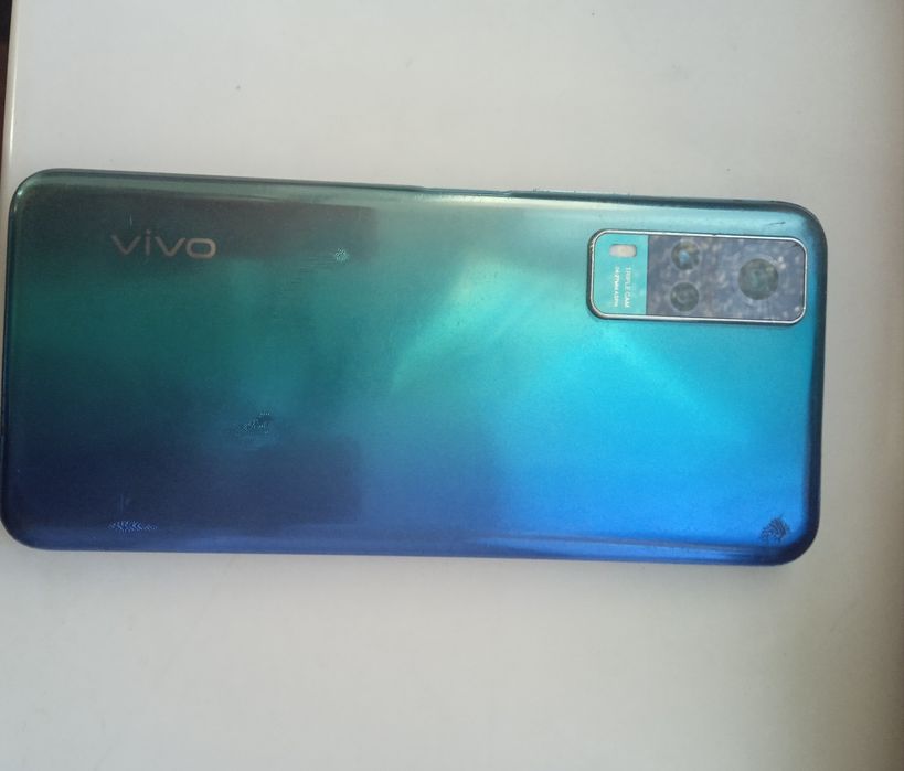 Vivo y31 продам срочно