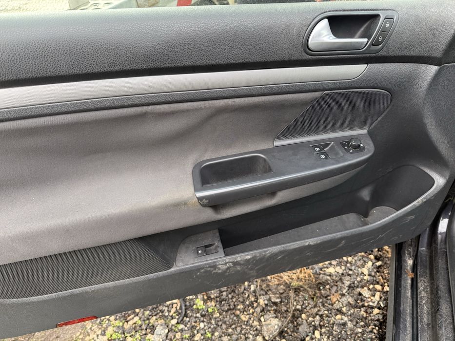 Vw golf 5 1,4 80ks na chasti/фолксваген голф5 1,4 80кс на части