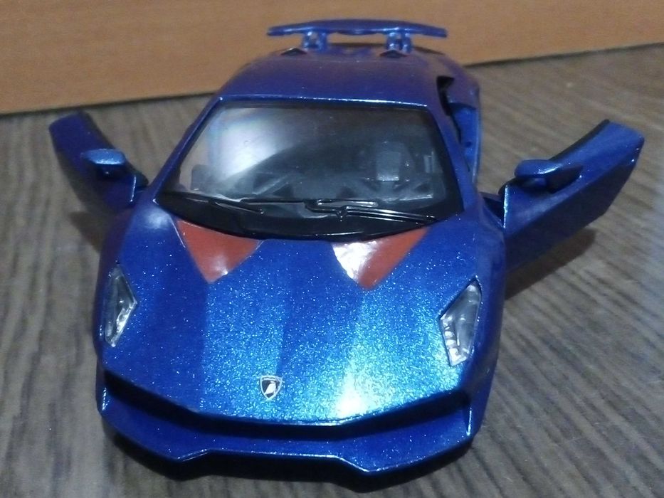Метална количка модел Lamborghini