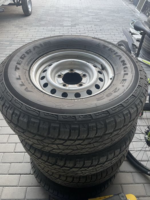 Продам диски с шинами