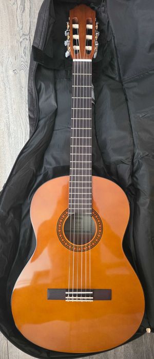 Китара Yamaha CS40 3/4