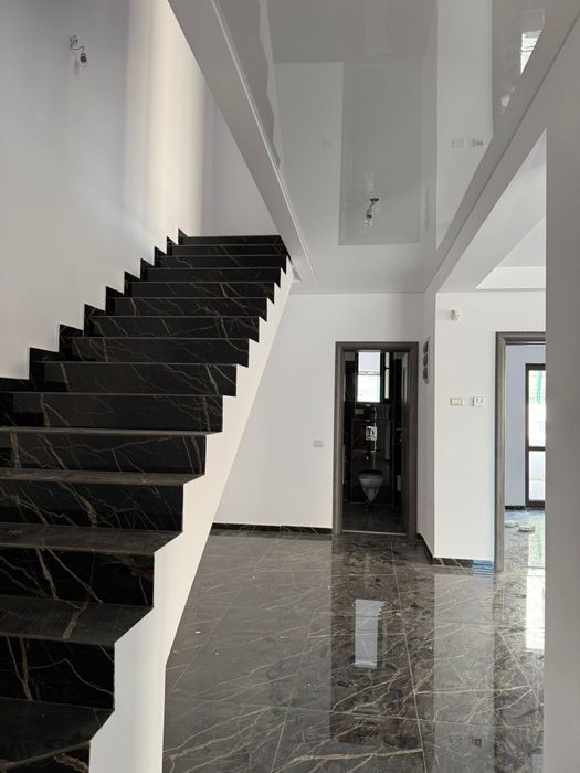 Inchiriez casa NOUA P+1E+M cu o suprafata de 191.70 Mp utila Dobroesti Ilfov