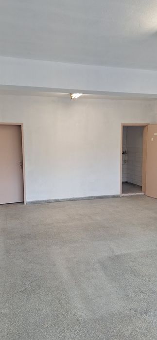 Търговско помещение, гр. Велико Търново, близо до парк Дружба