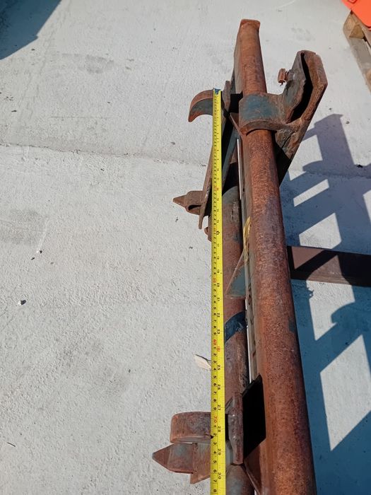 Furci cu cadru pentru incarcator vola tractor