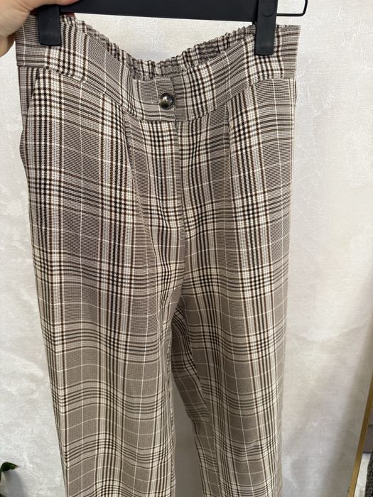 Продам брючные костюмы,размер М- 44