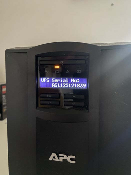 APC Smart-UPS 1500
