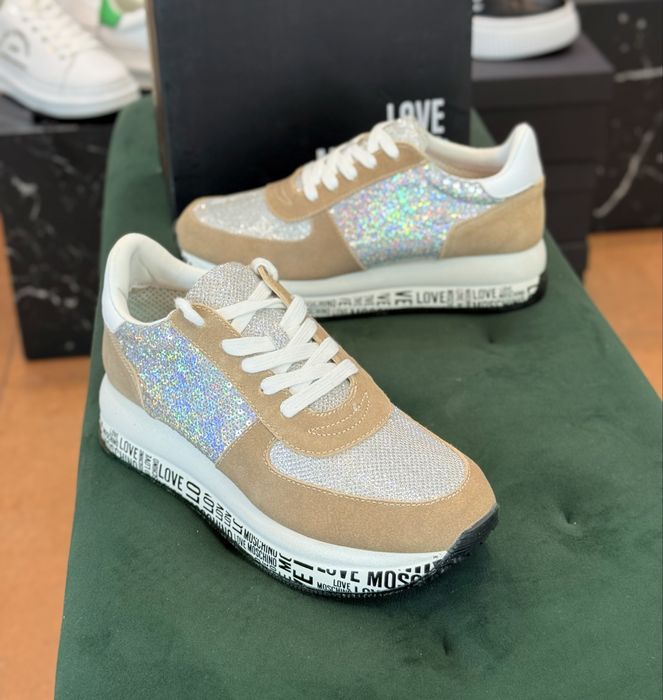 Дамски сникърси  Love Moschino JA15113G