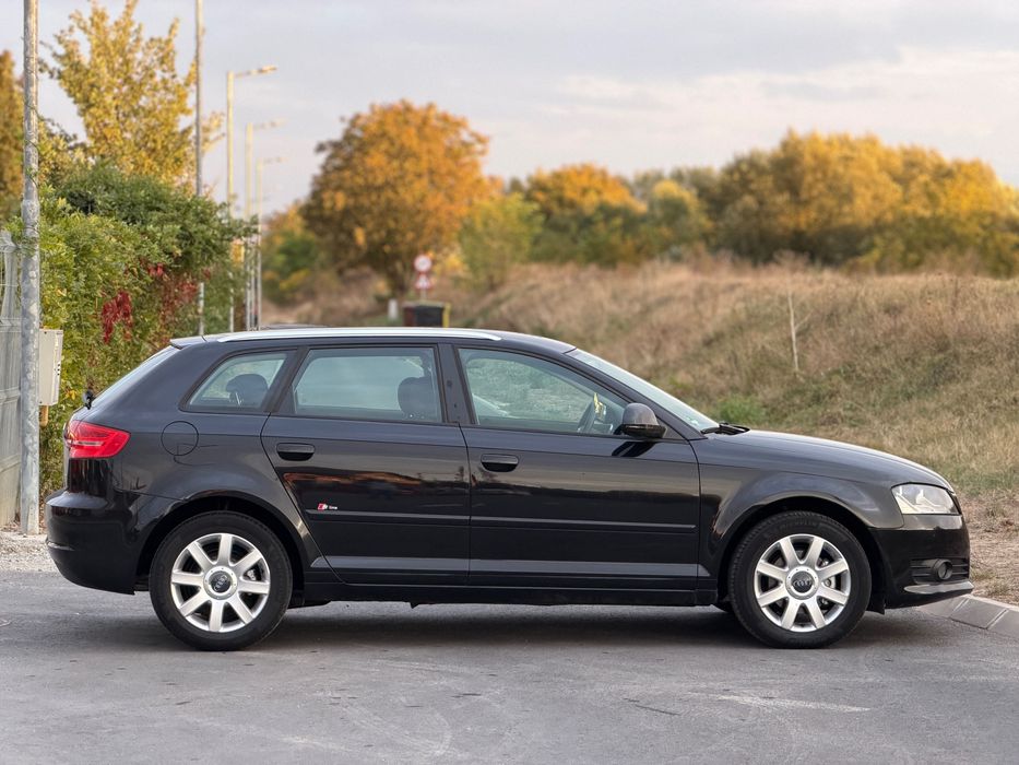 AUDI A3 Sportback 2010 — imagine 2