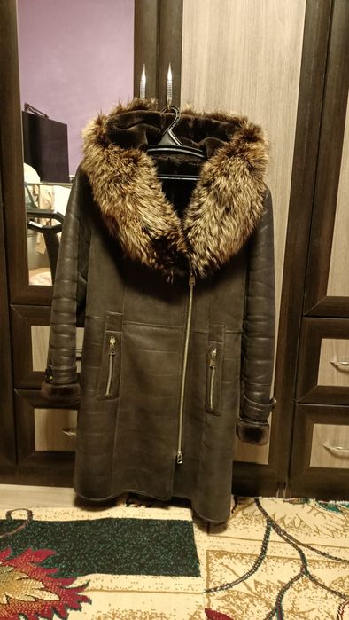 Продам дублёнку женскую