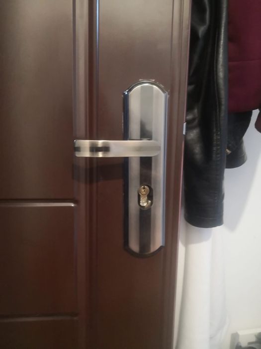 Deblocari usi schimb butuc clanta etc.