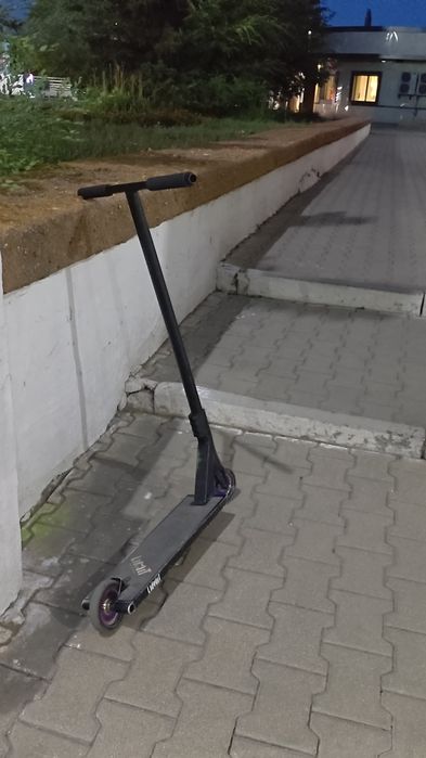 Продам самокат LIMIT