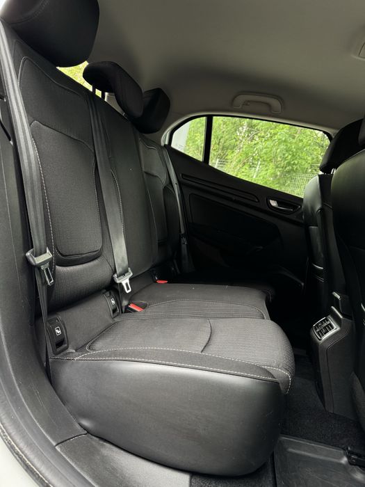 Renault Megane IV // 2021 euro 6 // 1.5 dci 115cp // AUTOMATA