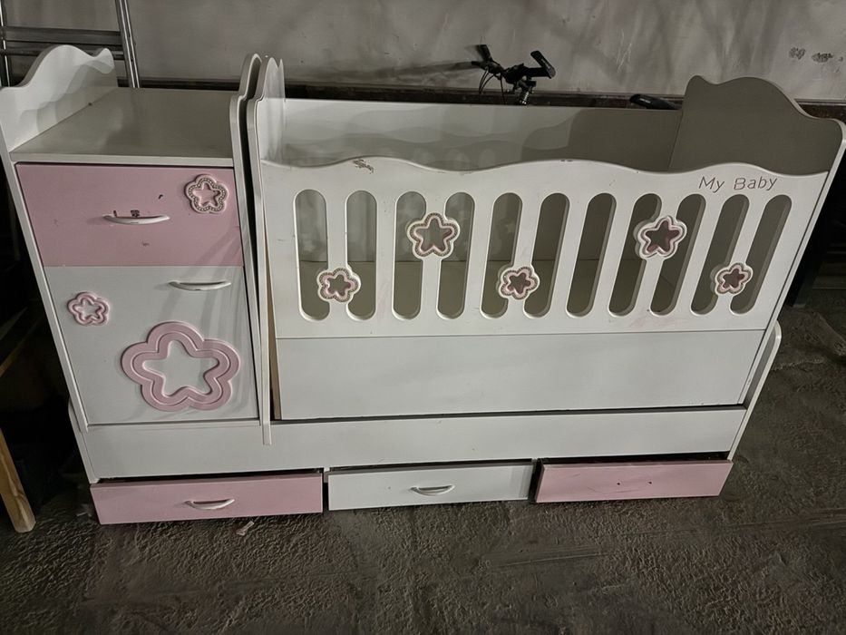 Детский кровать