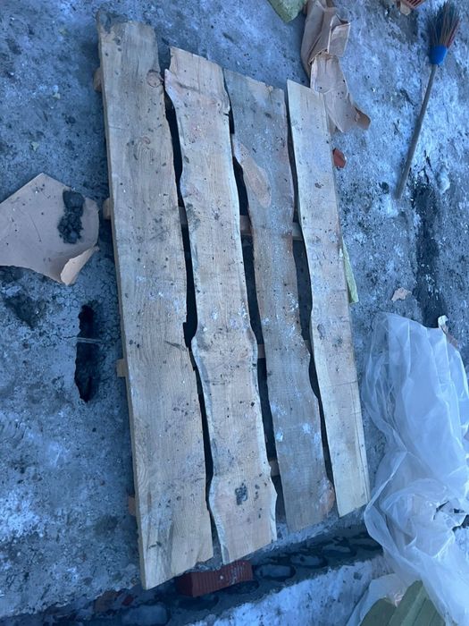 Поддоны  по 500 тг