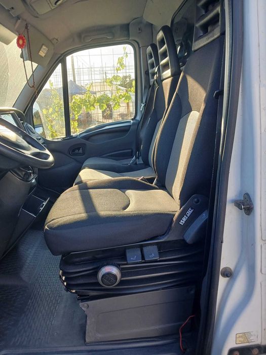 Oferta! Iveco Daily 2.3 Diesel, AC, Pilot, an 2014, inmatriculata, primul proprietar