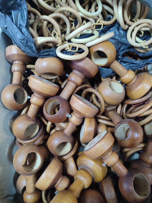 Дървени корнизи за перде