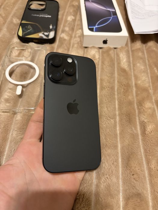 Безупречен iphone 16 pro 128gb