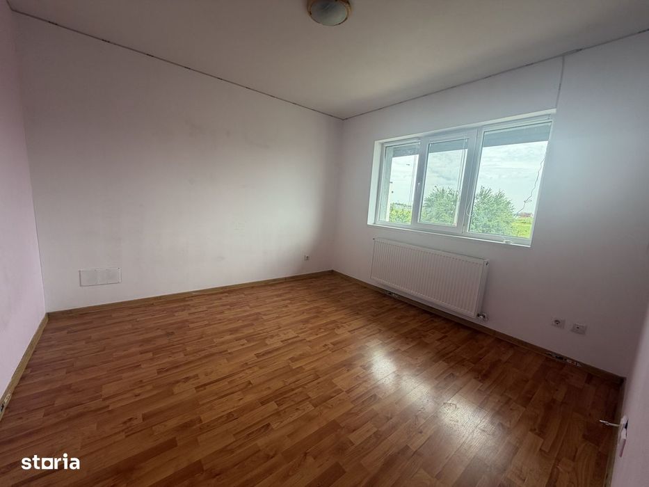 Vila tip duplex/ curte spatioasa/ Clinceni/ OFERTA
