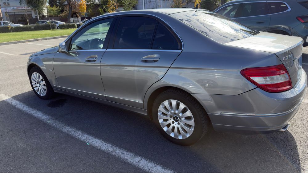Mercedes C220 2010 Facelift Elegance