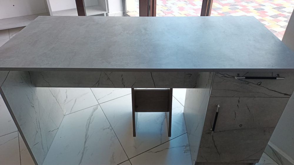 Полки для магазина