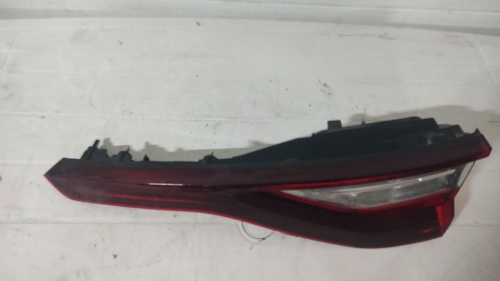Lampă/stop dreapta pe haion renault megane 4 hatchback cod 265506075R