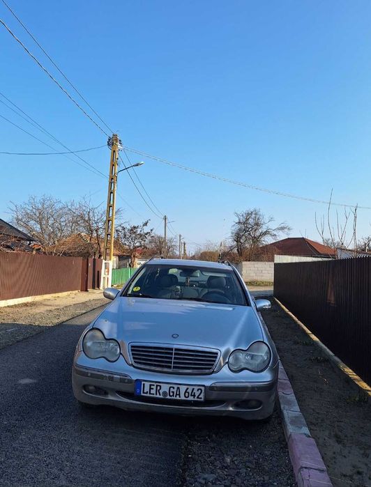 Mercedes-Benz C220 automat