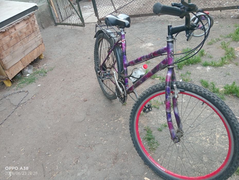 Bicicleta 26' , schimbătoare de viteze Shimano