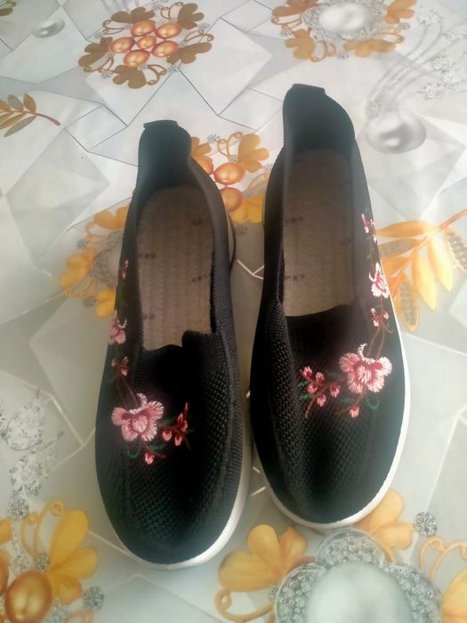 Летняя женская обувь