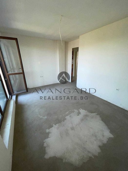 Продава се Тристаен апартамент в Пловдив, Център - 94 кв.м за 2483 €/кв.м - Снимка #2