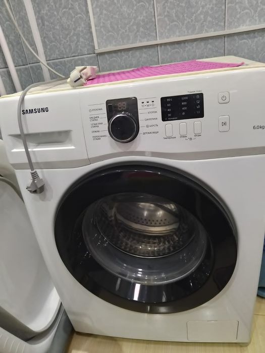 Продам стиральную машину